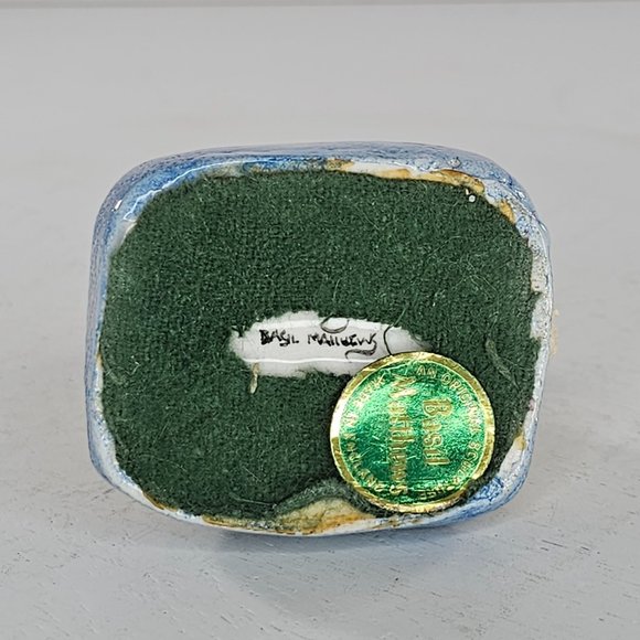 Vintage Basil Matthews Pug On Pillow Figurine Dog - Picture 5 of 8